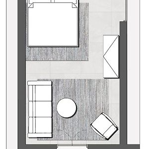 Deluxe Family Room Garden View